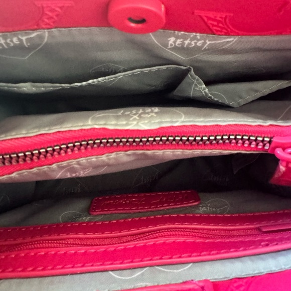 Betsey Johnson Pink Eiffel Tower Bag - Picture 4 of 5